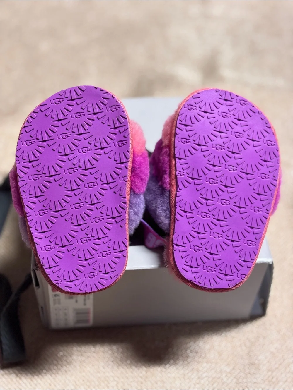 UGG Fluff YEAH Logo Slides Sandals Pink / Purple Toddler Size 4/5